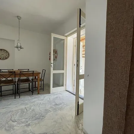 Casa Cappero - Sul Porto Di Malfa (Salina)